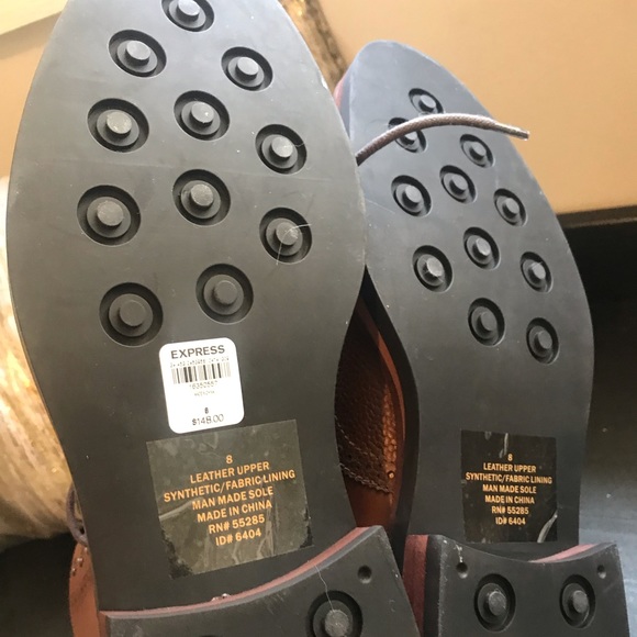 NWT men’s Express boots. - Picture 5 of 5